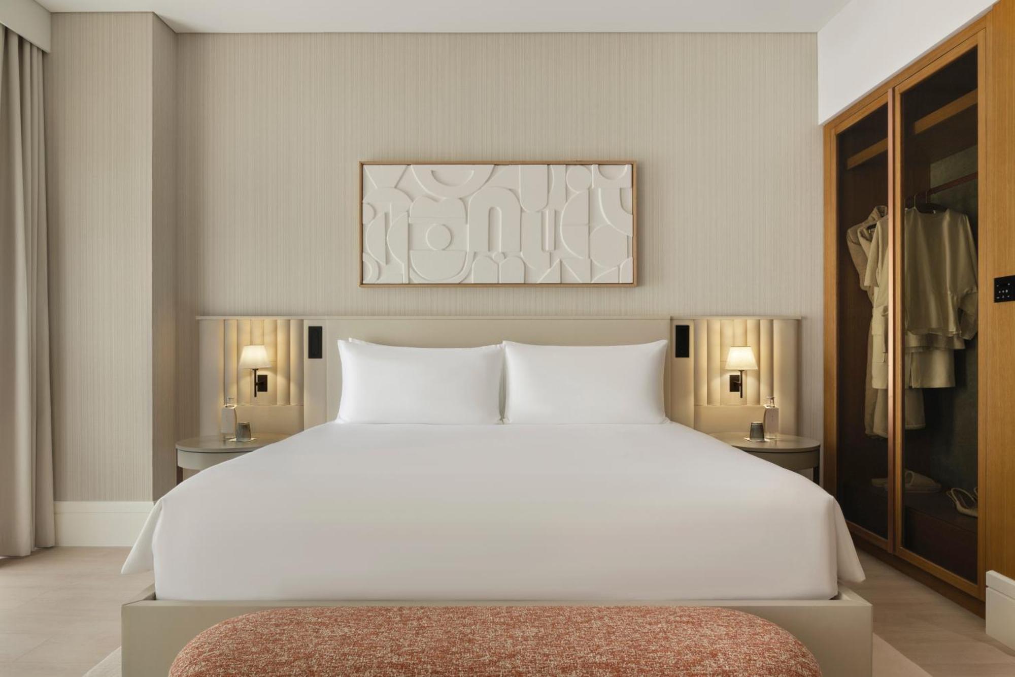 Delano Dubai At Bluewaters Hotell Exteriör bild